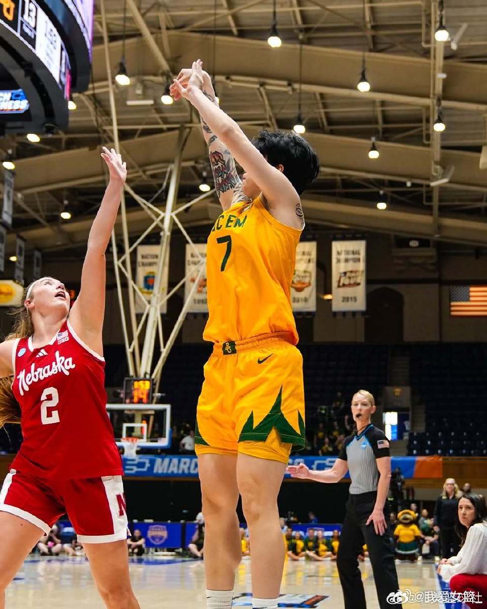 【邓雨婷预计5月回国即将加入中国女篮集训】今日邓雨婷在其个人社交媒体账号发表长