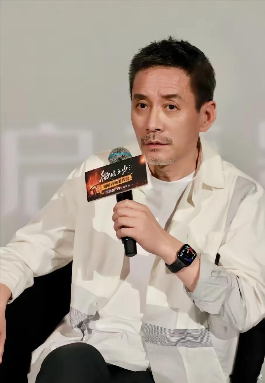 55岁田小洁说：我最幸运的，就是娶到我老婆江珊。​众所周知，他俩都是二婚，半路夫