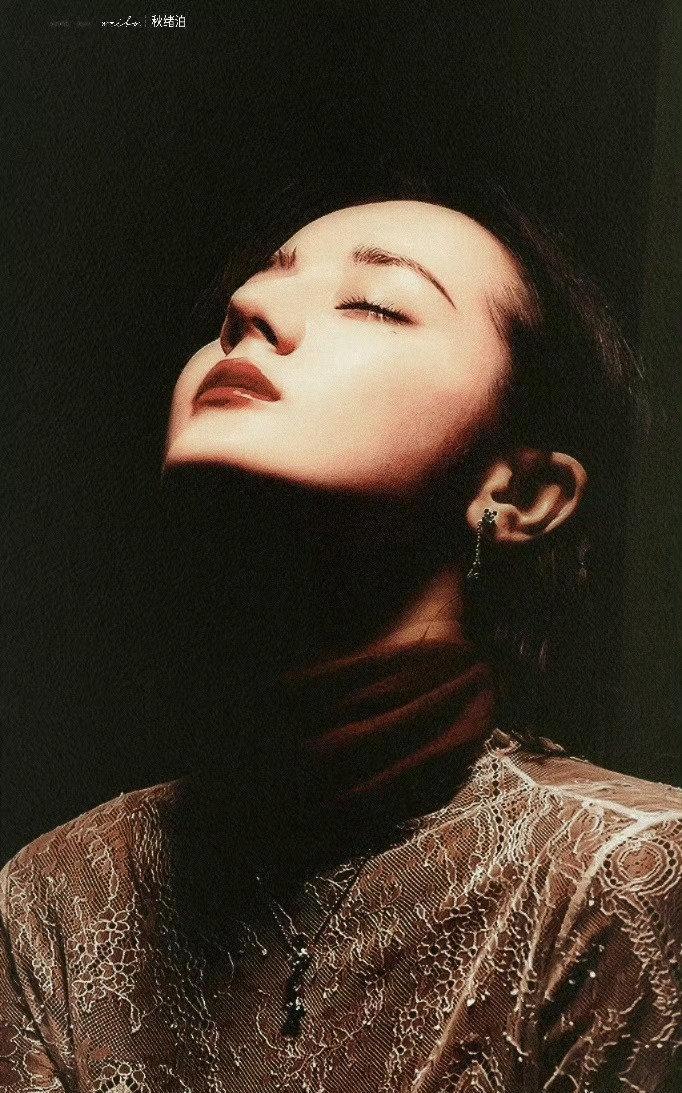 迪丽热巴表情包送大家天然美女啥表情都不怕