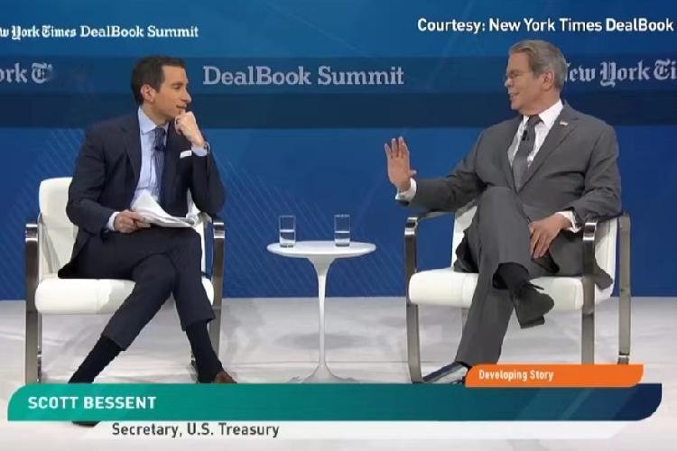 12月10日，《纽约时报》报道:“12月以来，美国财长贝森特、贸易代表格里尔接连