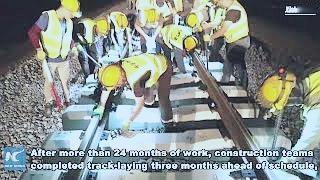 中企完成全长575公里，非洲首条沙漠重载铁路铺轨工程，铁矿石来源多元化!非洲