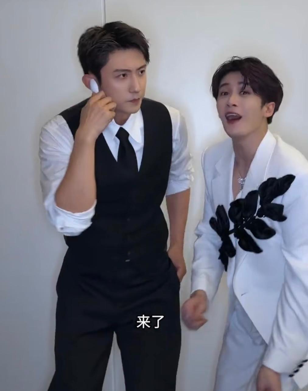 黄景瑜檀健次同框踩了3个坑给所有人提了个醒内娱同框千万别这么端着黄景瑜素