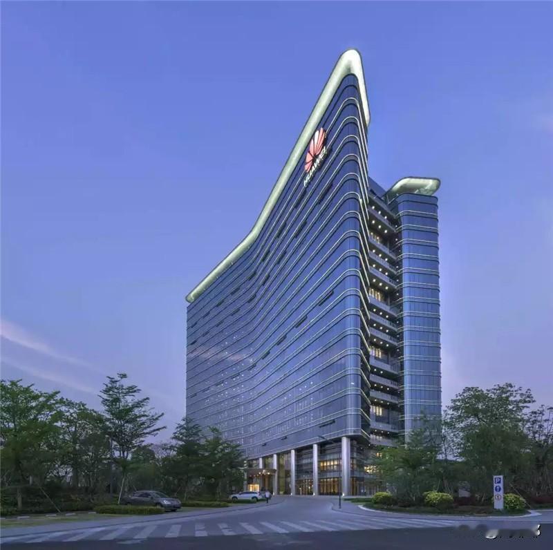 在中国只要立场正确的人都会默默的支持华为，只有那些立场歪了人才会恶意诋毁华为。