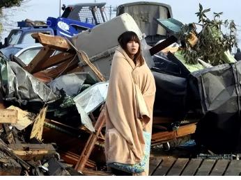 高市早苗做梦都没想到，压垮她的不是中国的反制，不是中东的油价，而是这一次次地震，