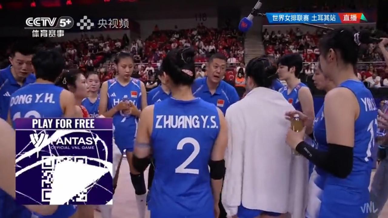 中国女排二传组合问题已成为大家普遍关心的事情。目前有三种配置法，第一种是张籽萱与