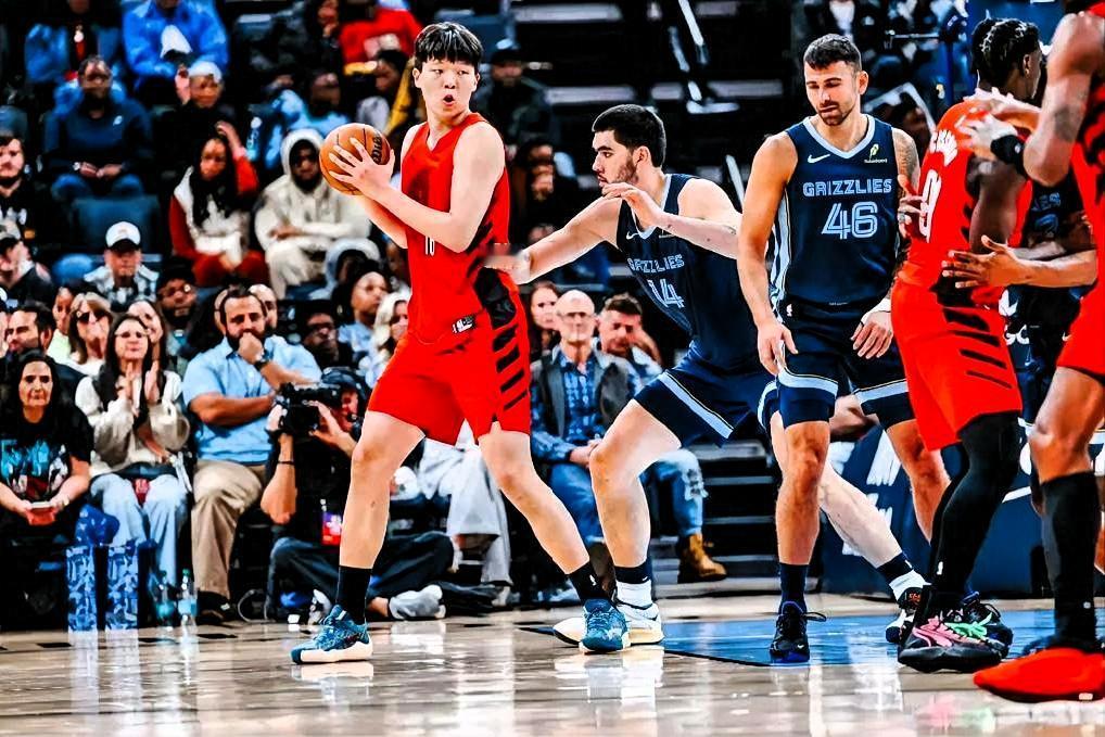 1. 有可观的成长机遇与后盾：开拓者将他视为长期规划核心，不仅制定了18个月改进