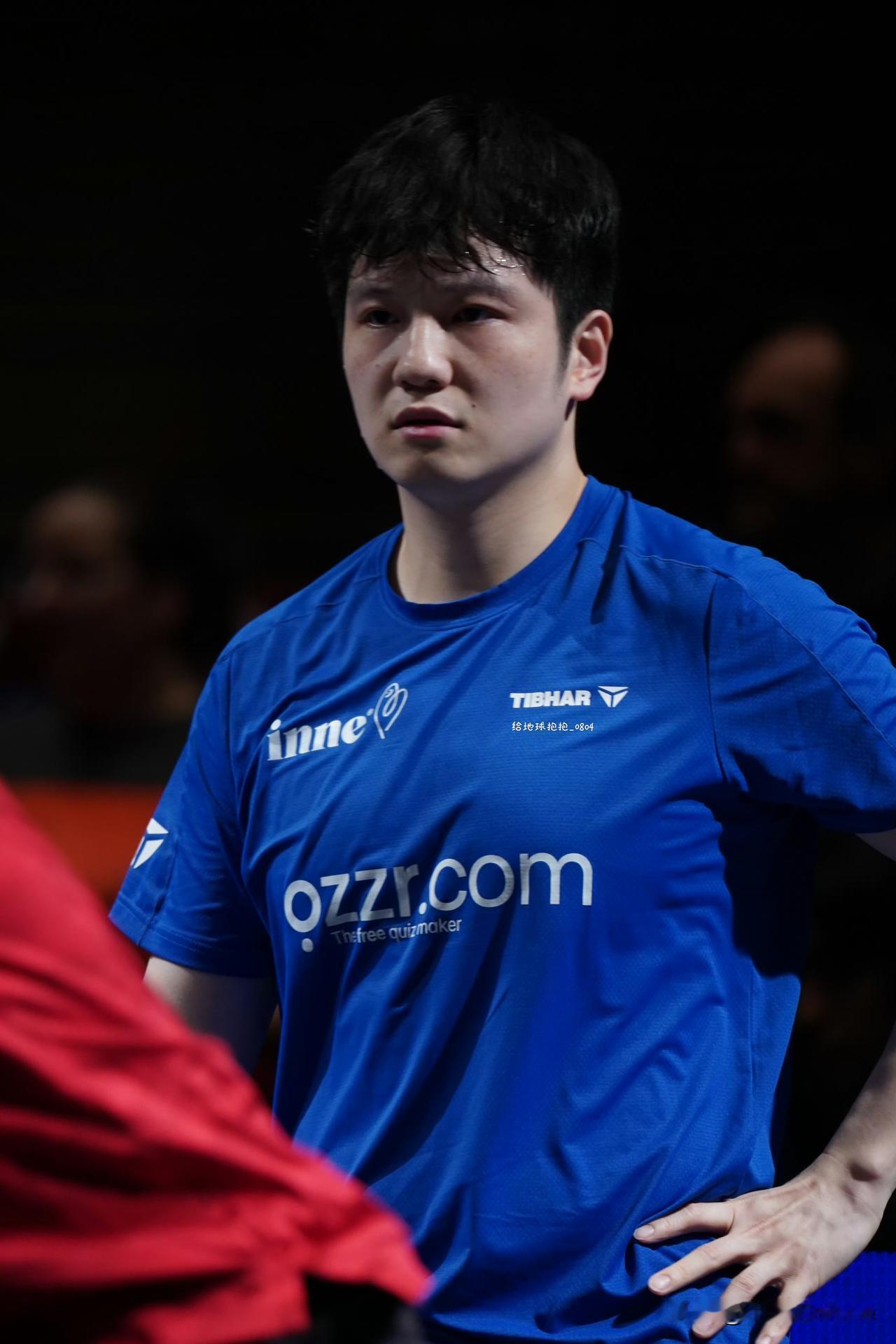 12月20日凌晨2点，樊振东迎来了自己的欧冠首秀，众多国内球迷都在熬夜观看他的比