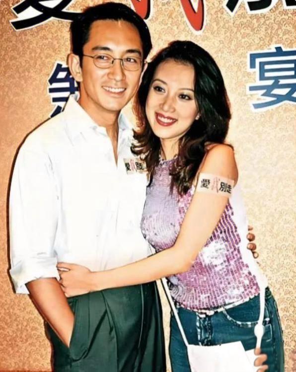 2001年，吴启华为了娶金巧巧，咬牙花160万在上海买了套房子当婚房。没成想，这