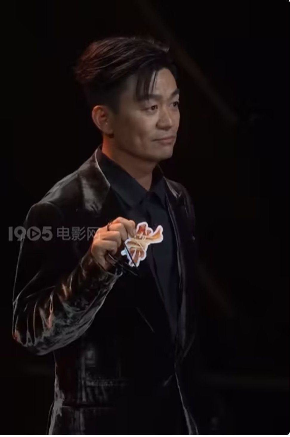 上海这一夜：王宝强面相大变，杨紫琼满分贵气，梁洛施好大气，李泽楷好眼光