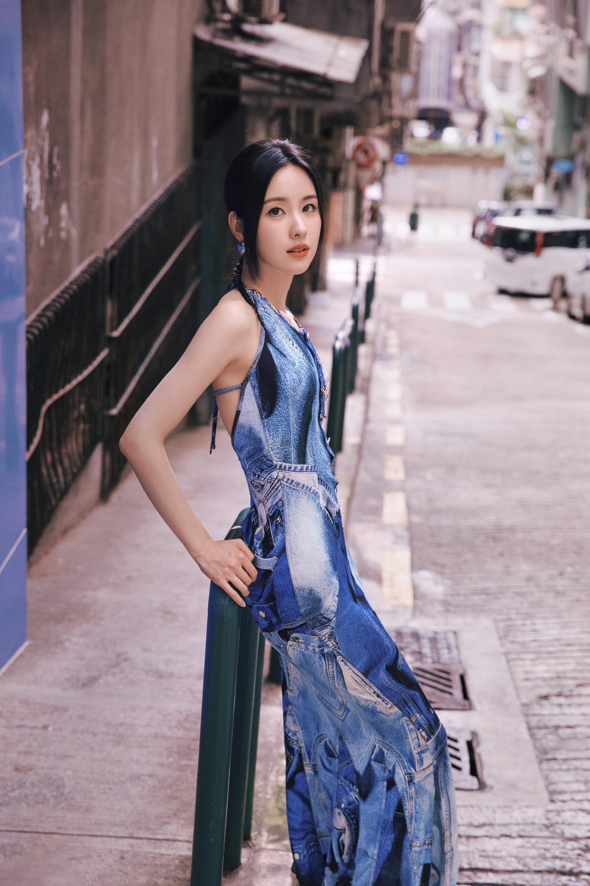 陈都灵澳门街拍