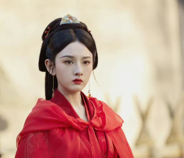 宋祖儿为什么还能回来？不查不知道，一查吓一跳：原来那事一出之后，她就果断