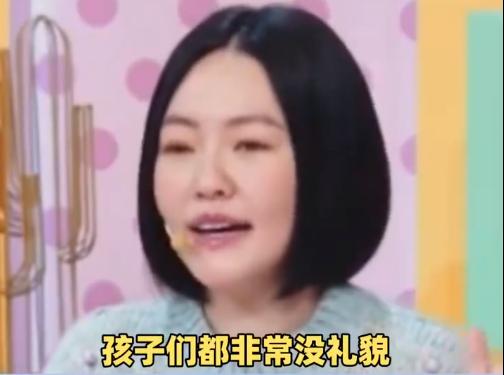 大s去世后，小玥儿姐弟演都不演了，直接撕开了s家的真实面目！虽然小玥儿出生在