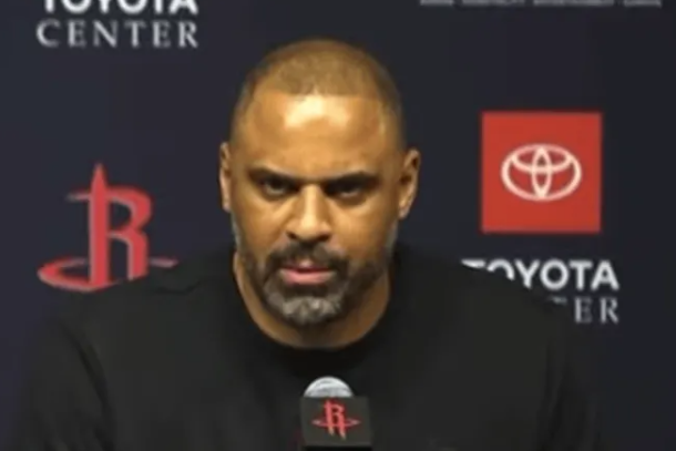 NBA常规赛，火箭111-106战胜马刺。赛后，火箭主帅乌度卡接受了采访，谈到了