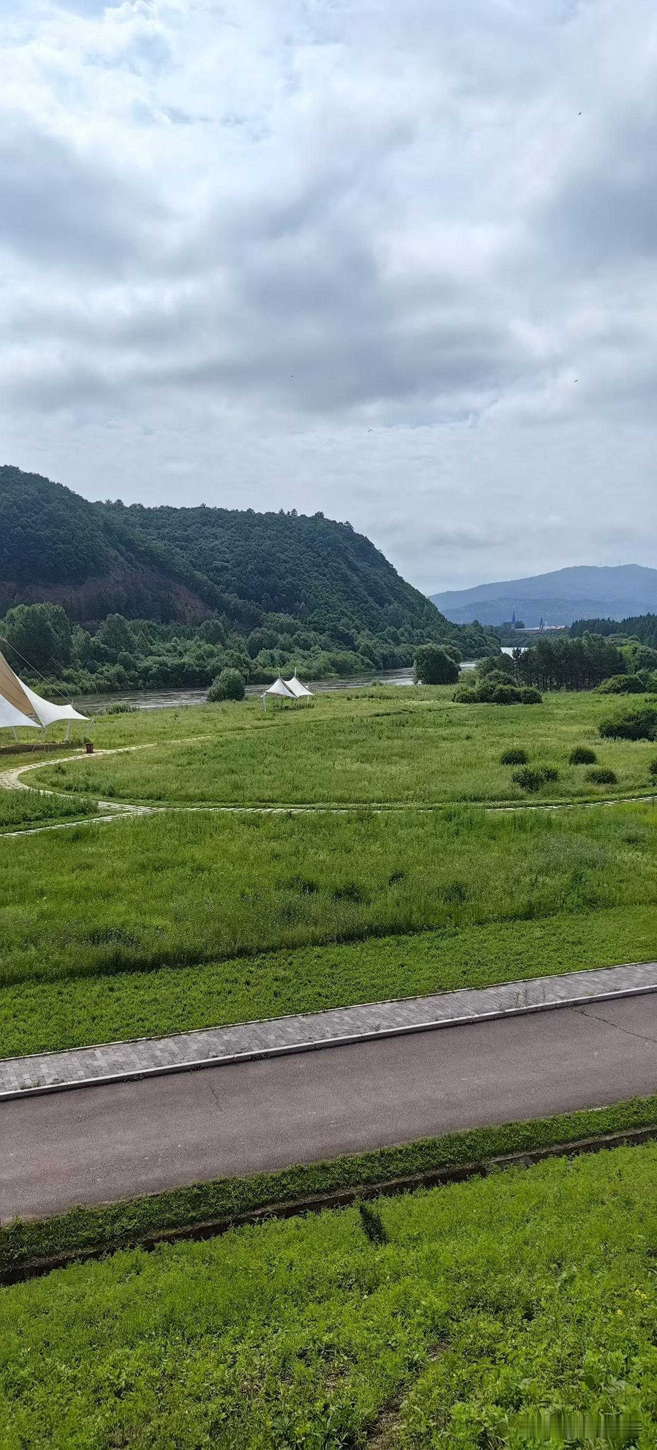 养好线粒体，悄悄放慢衰老脚步明明年纪相仿，人与人的状态差距却格外明显。有的