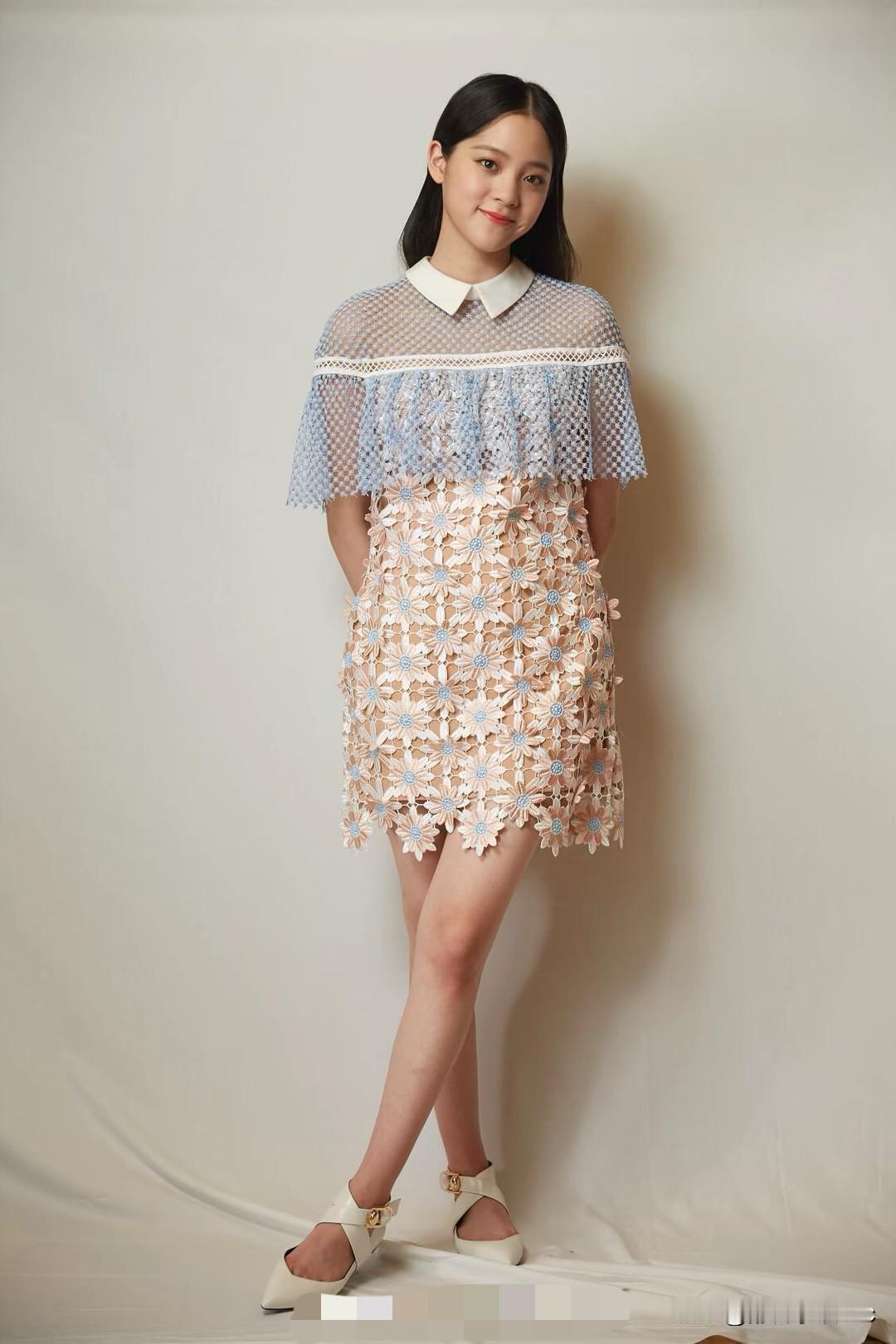 欧阳娜娜看看气质女神的穿着搭配吧甜美小仙女的穿搭很可爱☺️娜娜好漂亮