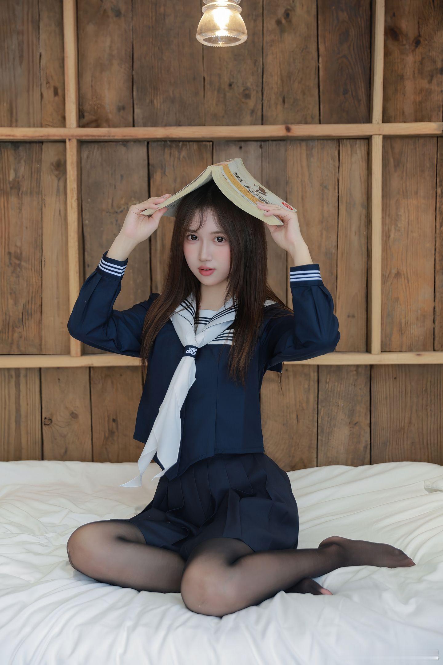 jk私影美女精彩人像雪地JK，正宗​​​