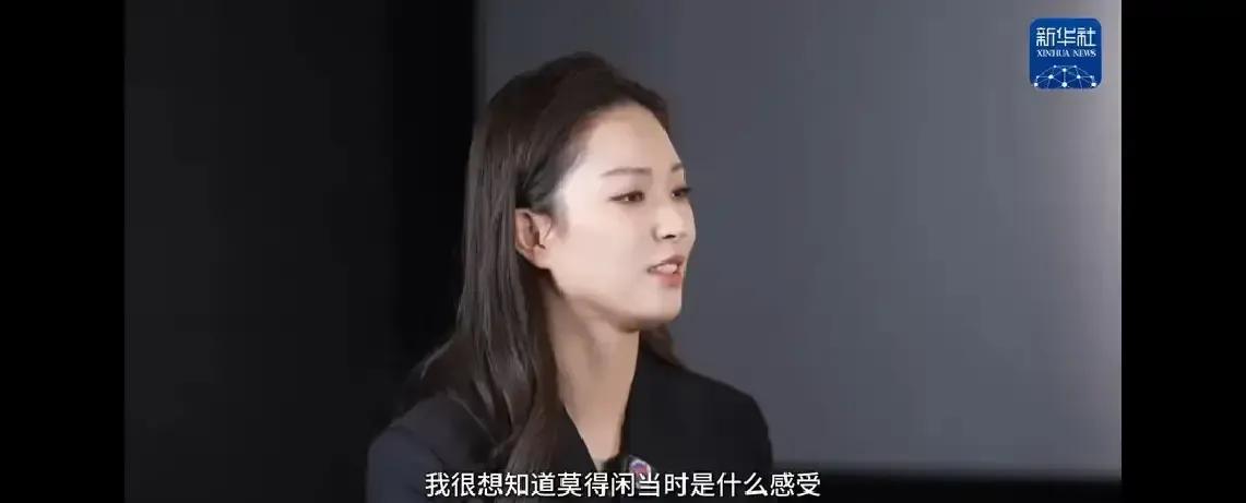 兰晓龙新片里夏橙连甩莫得闲四个巴掌，观众把“啪啪啪啪”解读成孩子落地，他听完直接