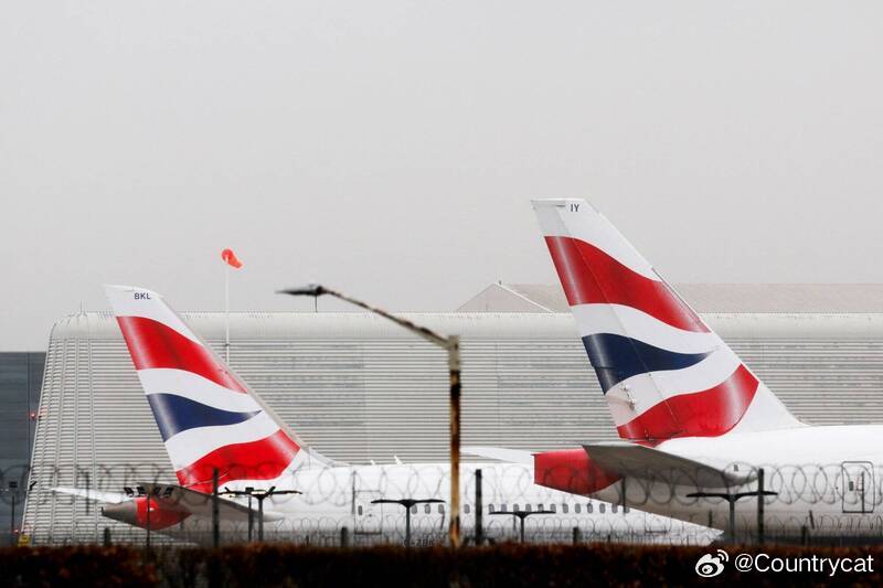 惊悚！香港飞英国航班乘客途中身亡300余名旅客与遗体同机13小时海外新鲜事一