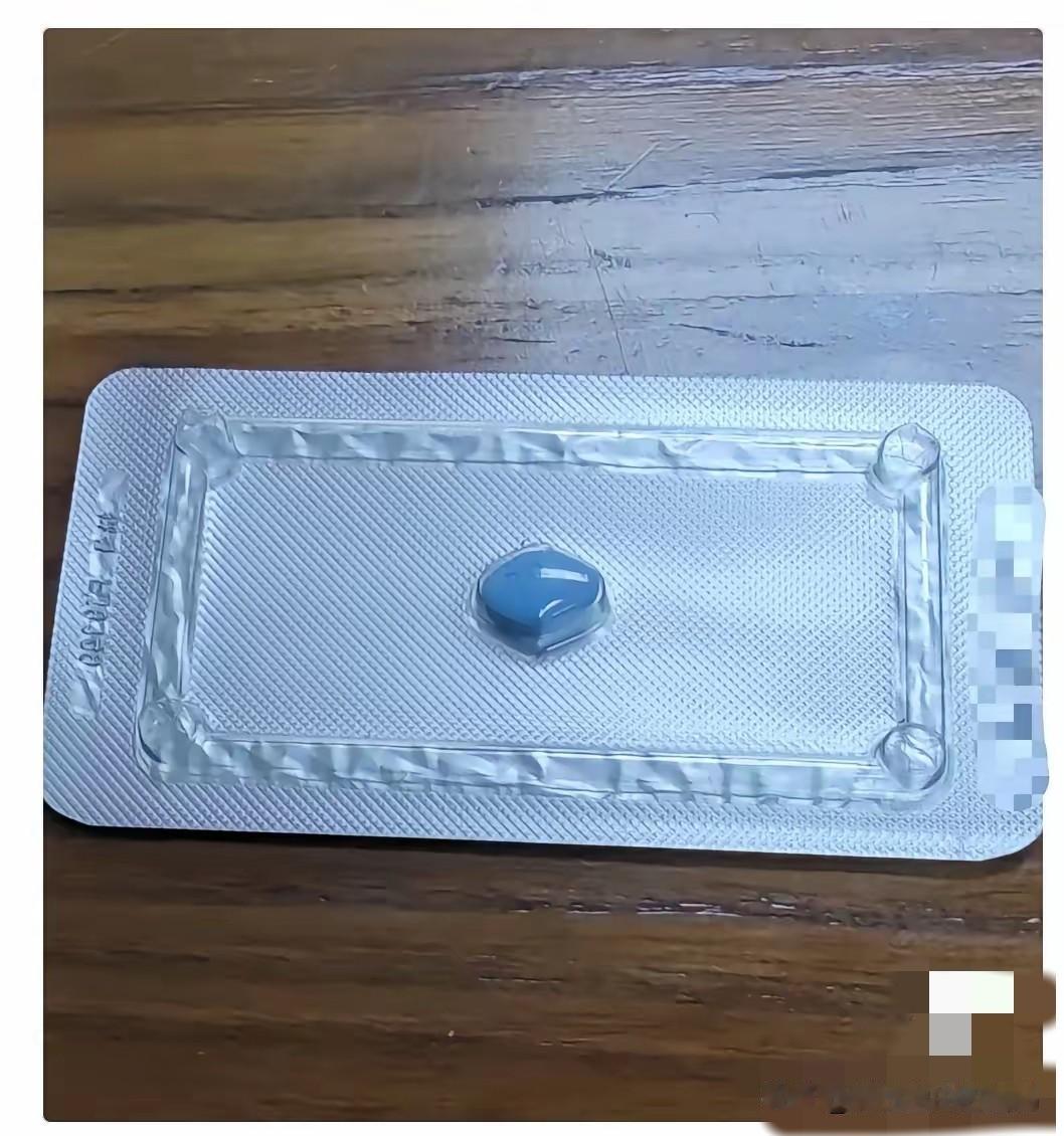 前天晚上，发生了一件特别尴尬的事情。我要和老公吵架了。我们经常因为工作上的事情