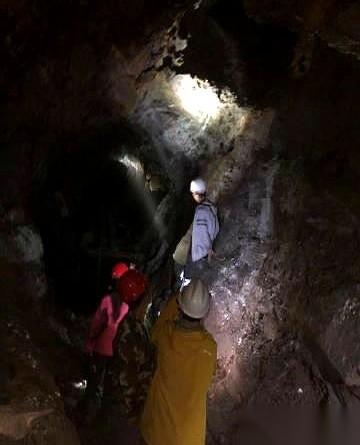 80倍！你没看错，比常规富裕整整80倍！广西老表这次挖到的宝贝，直接把“富矿”