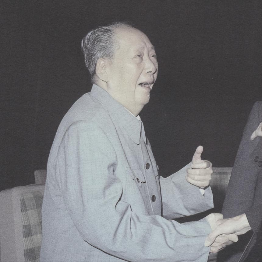 毛主席晚年最信任的5个人，你知道几个？ 1.叶剑英叶剑英回忆说，他一生最佩