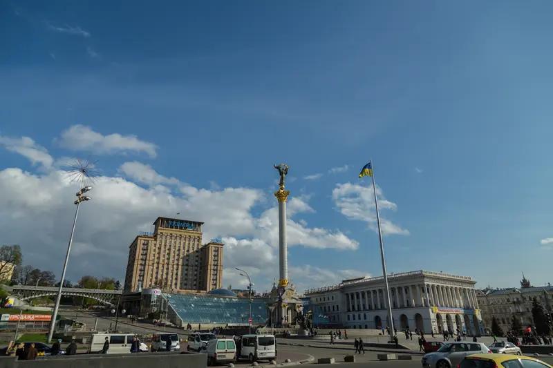 欧盟提供900亿欧元援助，以防止乌克兰崩溃。乌克兰当前每月支出60亿欧元