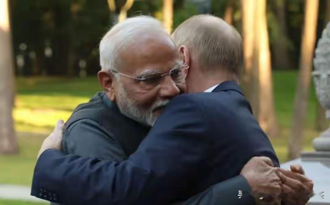 俄罗斯制造武器所需的军用物资，印度没有。莫迪能事不多吗？俄罗斯没有战争时，印