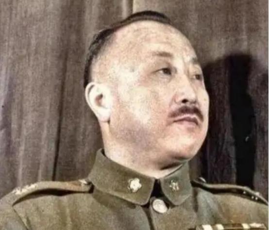 抗战时期，卫立煌给了八路军多少武器弹药？答案说出来可能超出不少人的想象——这位国