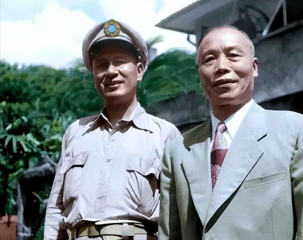 1965年，李宗仁回北京，大受欢迎。台北白崇禧哀叹：老李投共，我没脸混了。他知