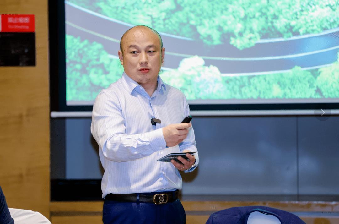 宁德时代CTO说实话：25万以上电动车用磷酸铁锂，就是偷工减配4月21日，宁