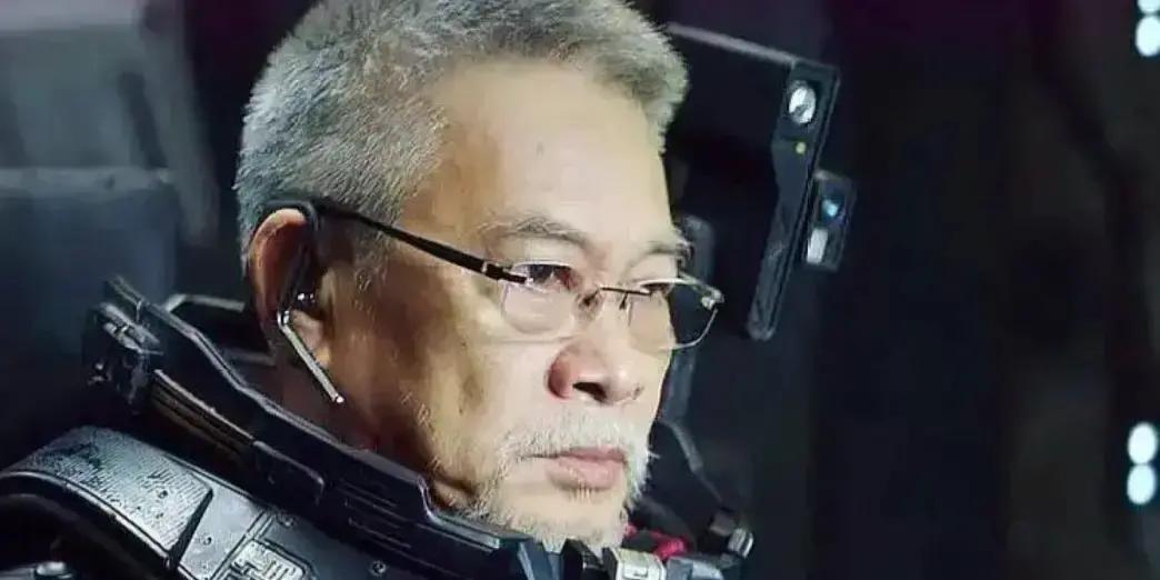 20万，买一条命。这账怎么算都亏，但吴孟达接了。66岁的人，心脏早就