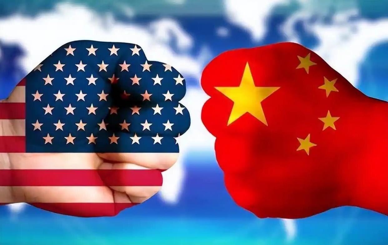 这段时间国际科技圈的气氛，开始变得微妙了。一边是美国科技巨头在