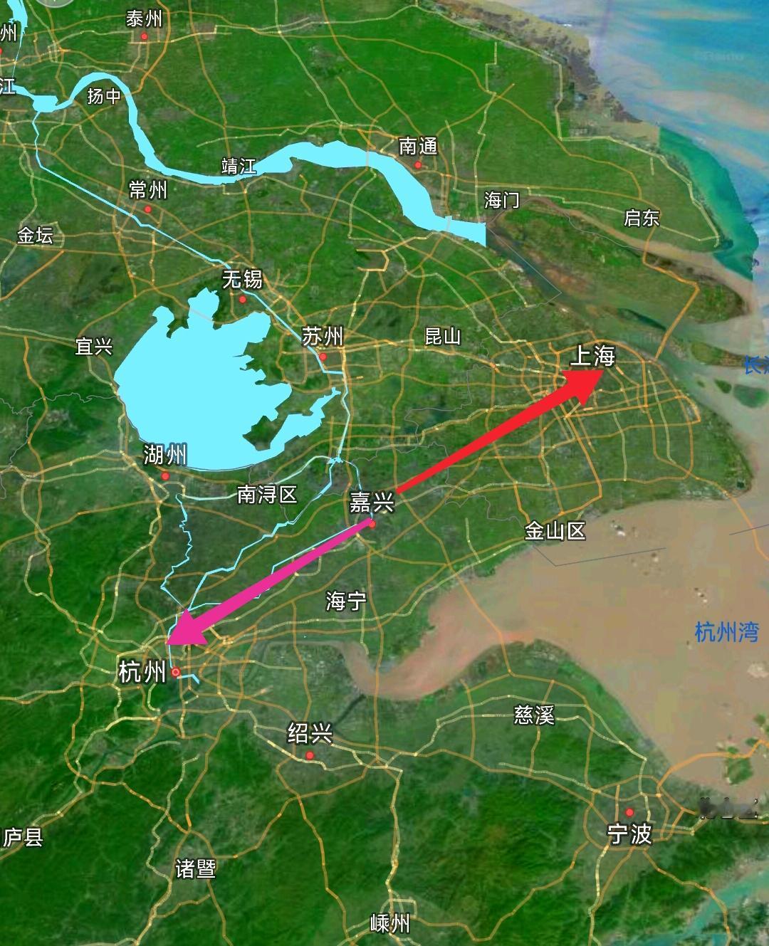 嘉兴位于上海与杭州之间，大家觉得应该往哪个方向发展呢？很多人觉得应该往北边发展靠