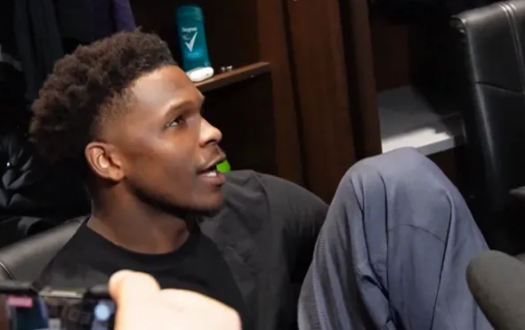 NBA常规赛，森林狼以85-111不敌勇士。本场比赛，森林狼球员安东尼-爱德华