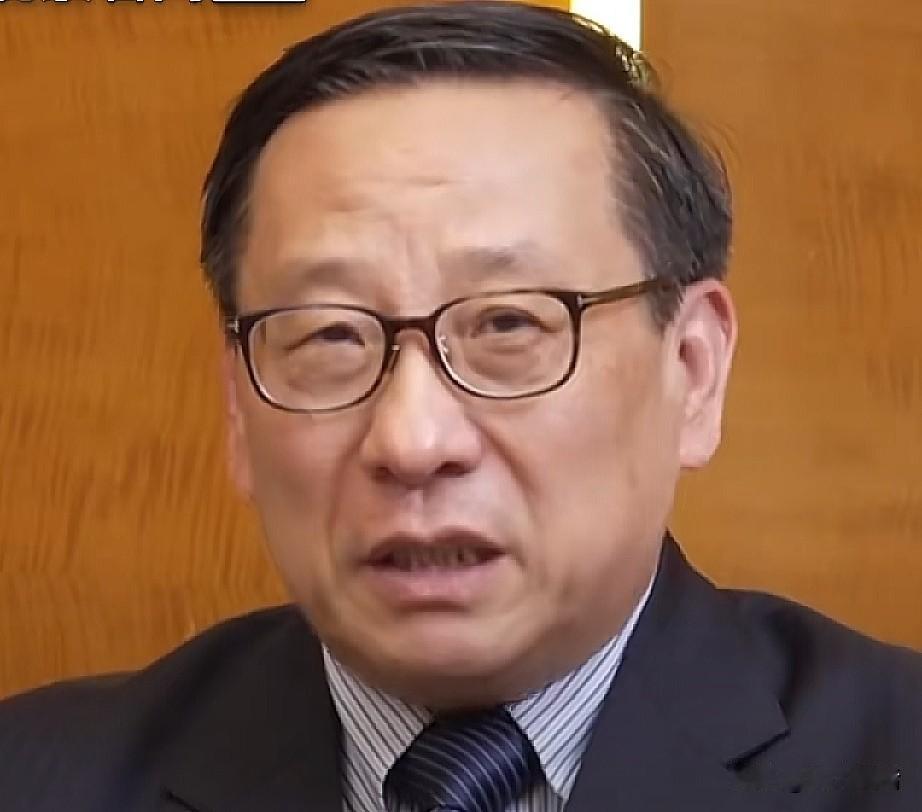 阿联酋的会议上，印度学者纳兰达拿手指着高志凯，抖了将近一分钟。他像念泰戈尔诗一样