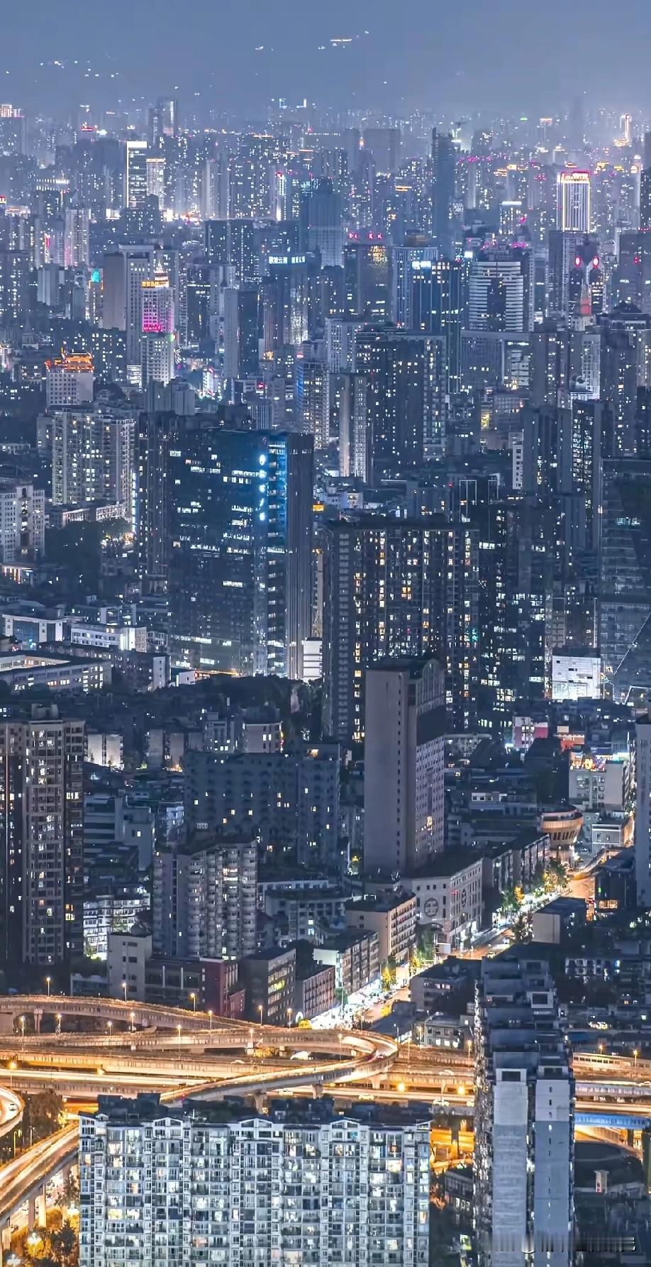 2025年四川省会城市成都的GDP数据已经公布了，成都2025年GDP达到了24