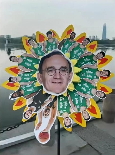 按着CBA的规则，明年联赛每支球队只能注册3名外援！且是4节6人次的出场规定！那