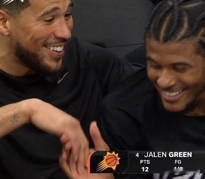 杰伦格林本赛季目前只打了3场比赛，太阳队全胜！第一场：13分战胜快船，也是杰