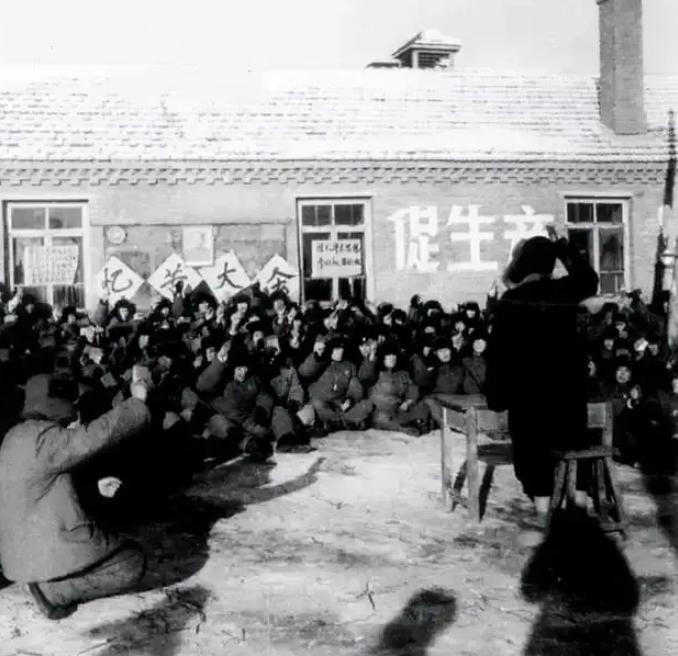 1981年初，我们38师的新师长到任，他此前的职务是军司令部作训处处长。这位