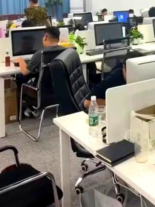 “刚摸到线，先去探探路。”一句话，办公室静音三秒。说话的是南京航空航天大学新生