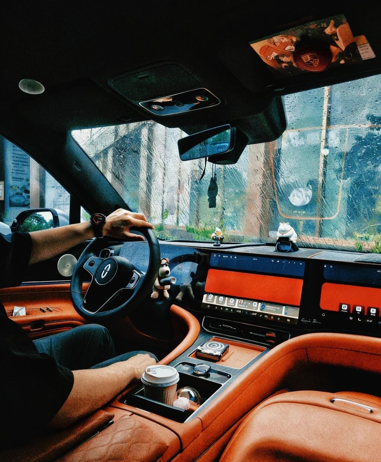 作为问界M9首批车主，跑了5万公里真心有话说当初花50多万提车，好多人问值不值，