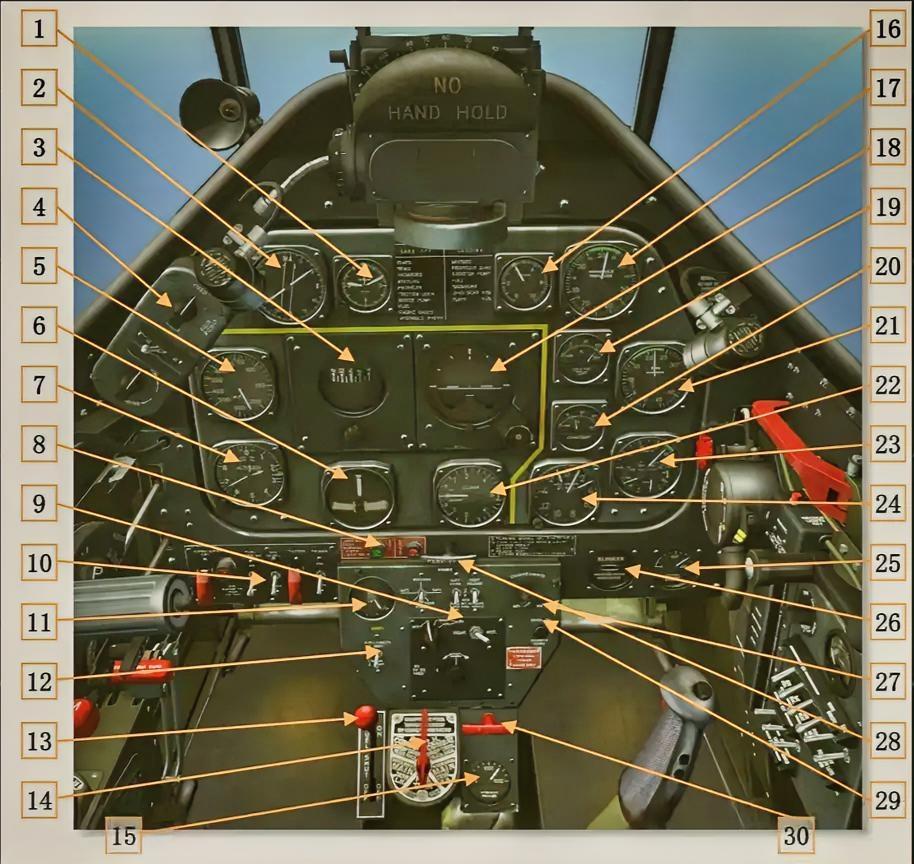 这是美国P-51D“野马”战斗机。P-51D是美国北美航空公司研发的P-51“