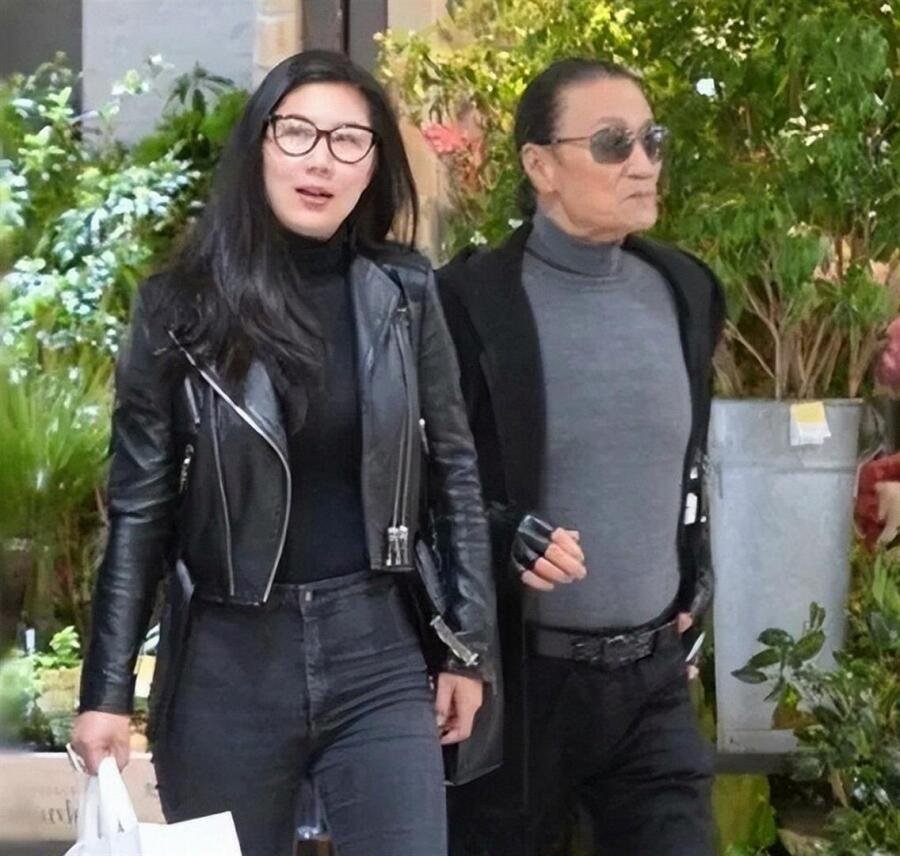 谢贤前女友CoCo曝分手内幕：他身体跟不上我，频谈旧情遭质疑