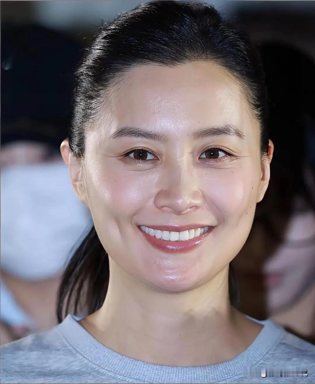 天呐，差点没认出来，美人迟暮，我们的女神也老了！