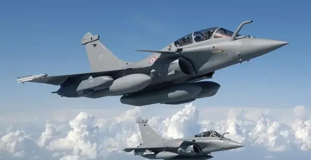 北约航空兵演练了对克里米亚的打击，此次战斗机训练是在乌克兰于7月23日（