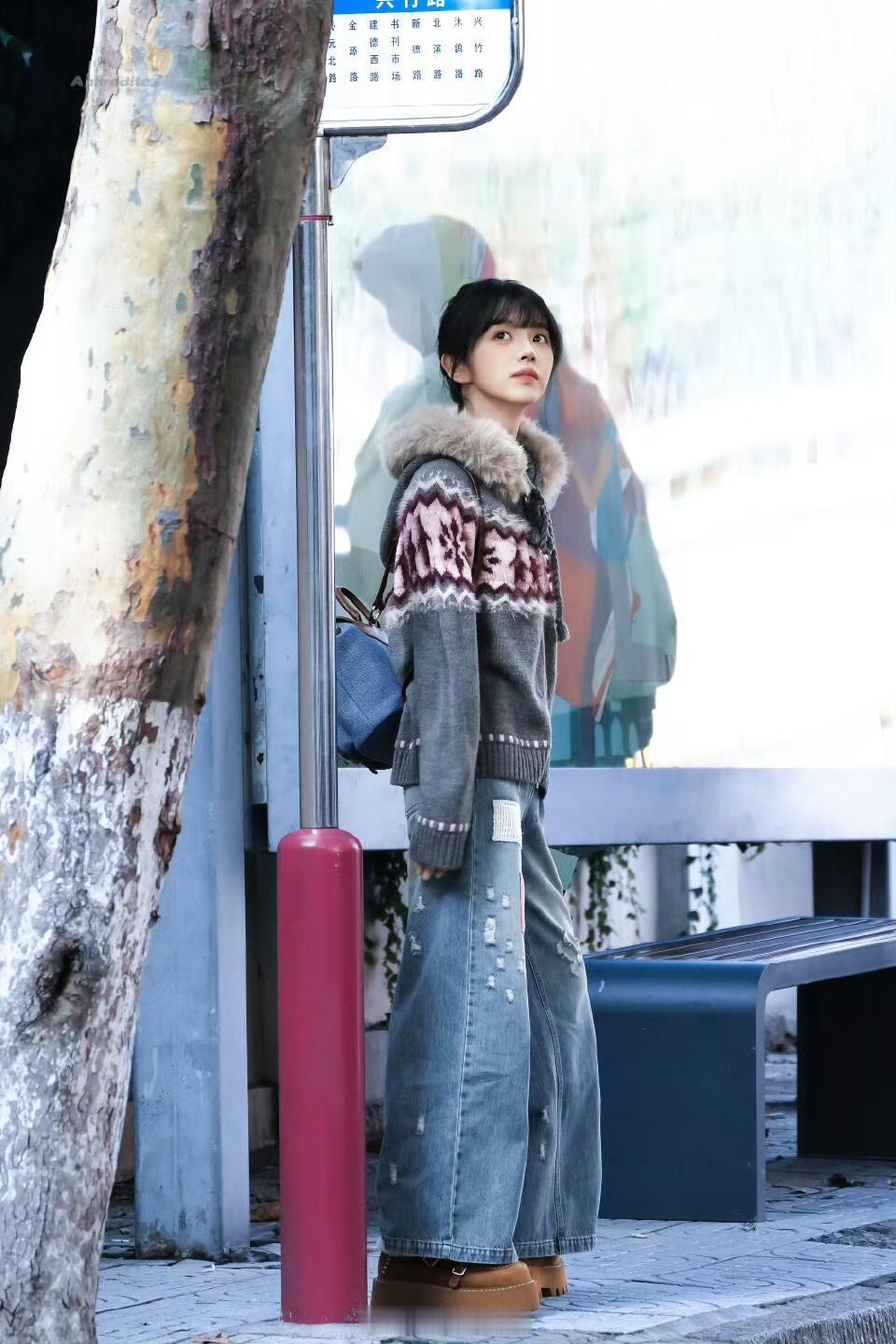 田曦薇天才女友丸子头造型田曦薇造型基础脸就不基础萌届学姐😘​​​