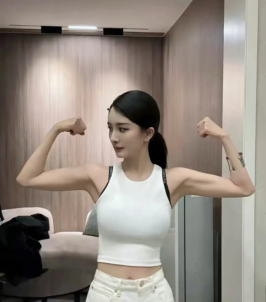 幂幂瑜伽照#瑜伽自拍##美女练瑜伽#