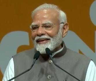 印度为啥记恨中国？说白了就是眼红。 1981年两国GDP差不多，印度1930