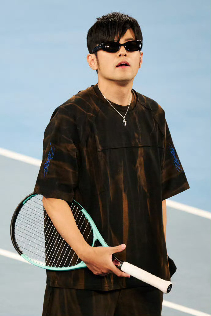 周杰伦在大小莲花办了年卡啥也不说了，周董这体能真乃吾辈楷模！已经做好了去大小莲