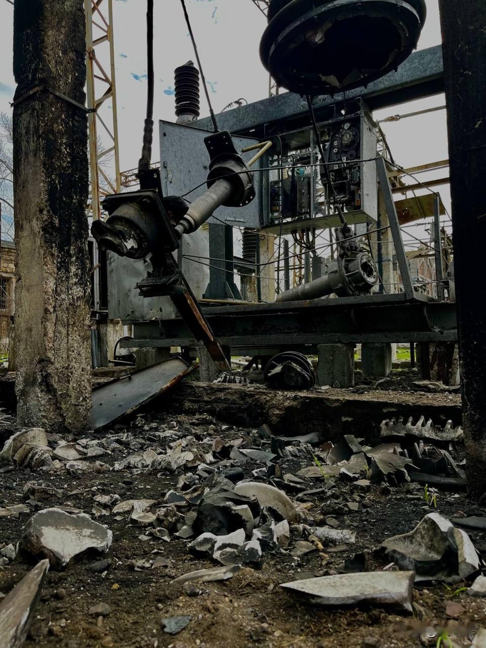 乌克兰最高拉达议会大楼停暖，议员转为远程办公乌方媒体消息，议会大楼目前仍未恢